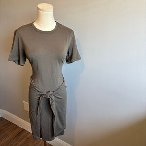 Aritzia Wilfred Free Women's Bair T-Shirt Dress, Tie Waist, Khaki SZ M